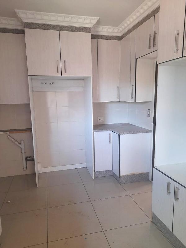 To Let 4 Bedroom Property for Rent in Witpoortjie Gauteng