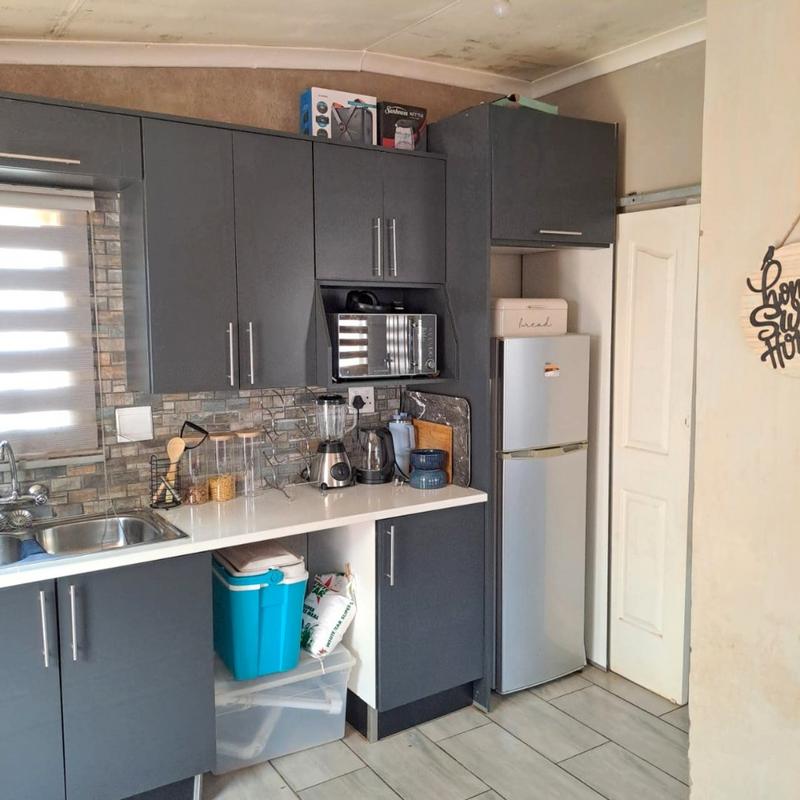 1 Bedroom Property for Sale in Bram Fischerville Gauteng