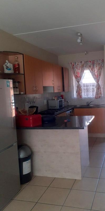 2 Bedroom Property for Sale in Florida Gauteng