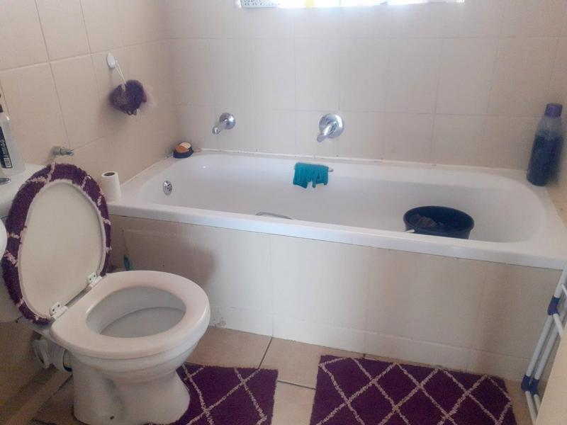 2 Bedroom Property for Sale in Florida Gauteng