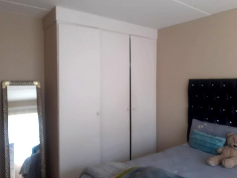 2 Bedroom Property for Sale in Florida Gauteng