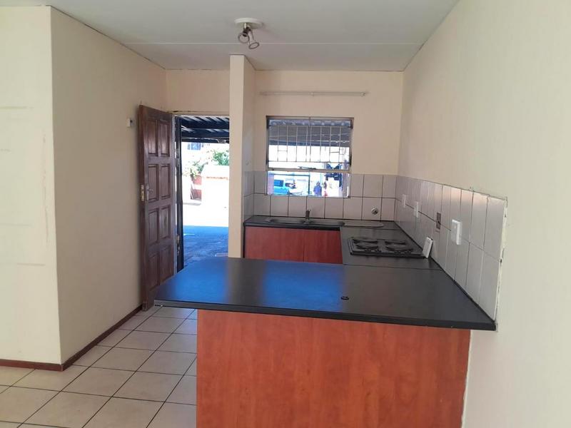 2 Bedroom Property for Sale in Florida Gauteng