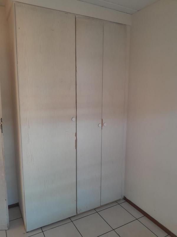 2 Bedroom Property for Sale in Florida Gauteng