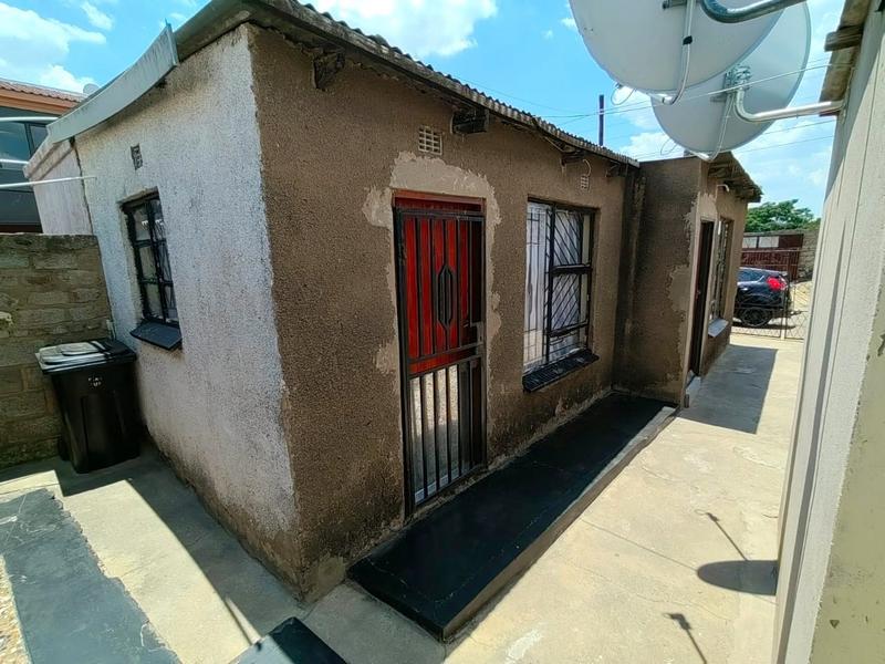 1 Bedroom Property for Sale in Meadowlands Gauteng