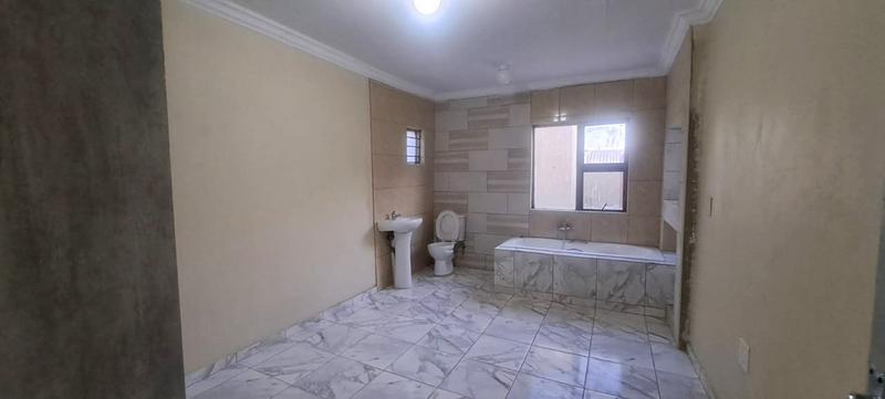 2 Bedroom Property for Sale in Naledi Gauteng