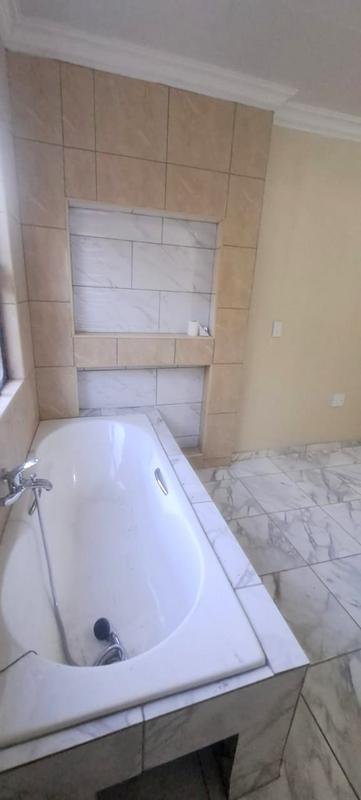 2 Bedroom Property for Sale in Naledi Gauteng