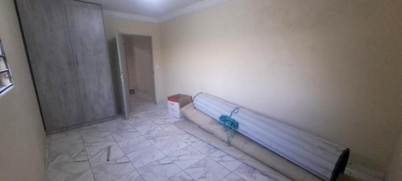 2 Bedroom Property for Sale in Naledi Gauteng