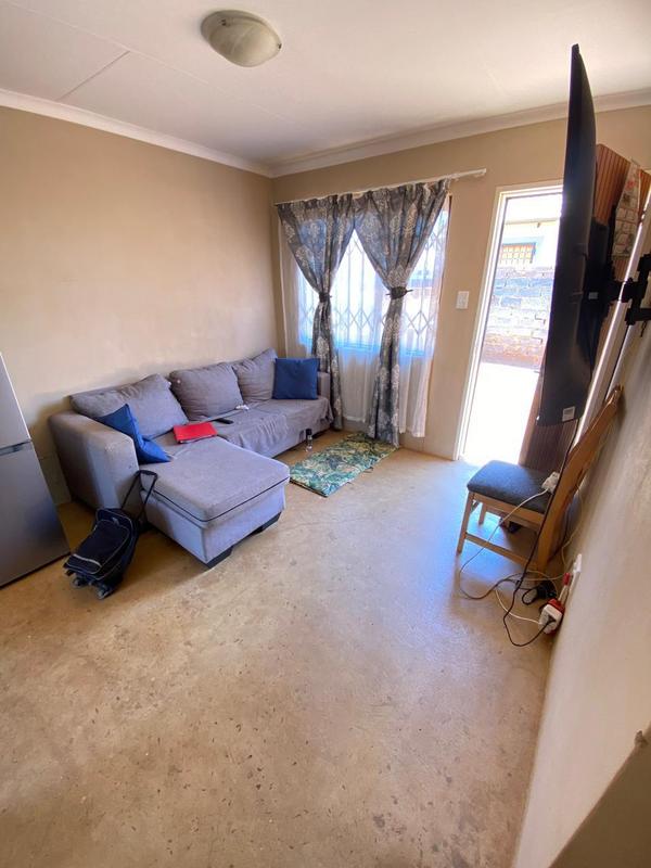 2 Bedroom Property for Sale in Toekomsrus Gauteng