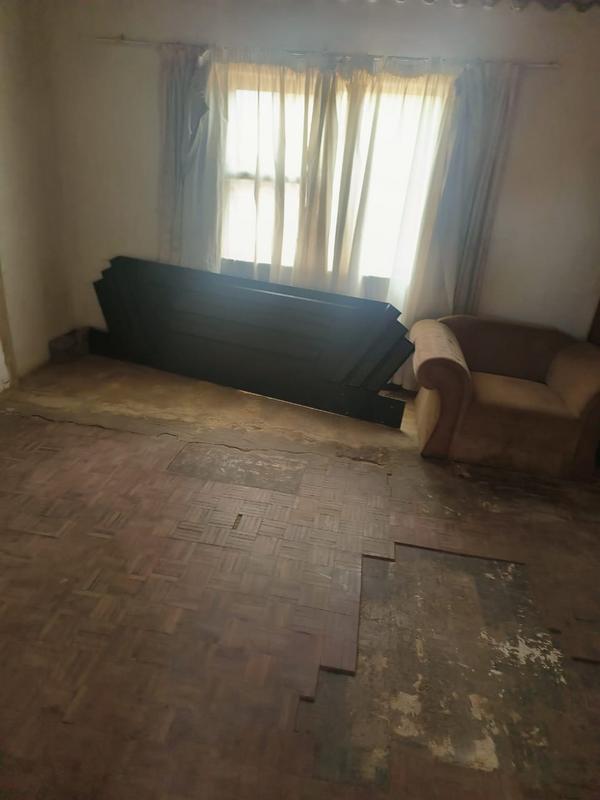 2 Bedroom Property for Sale in Mapetla Gauteng