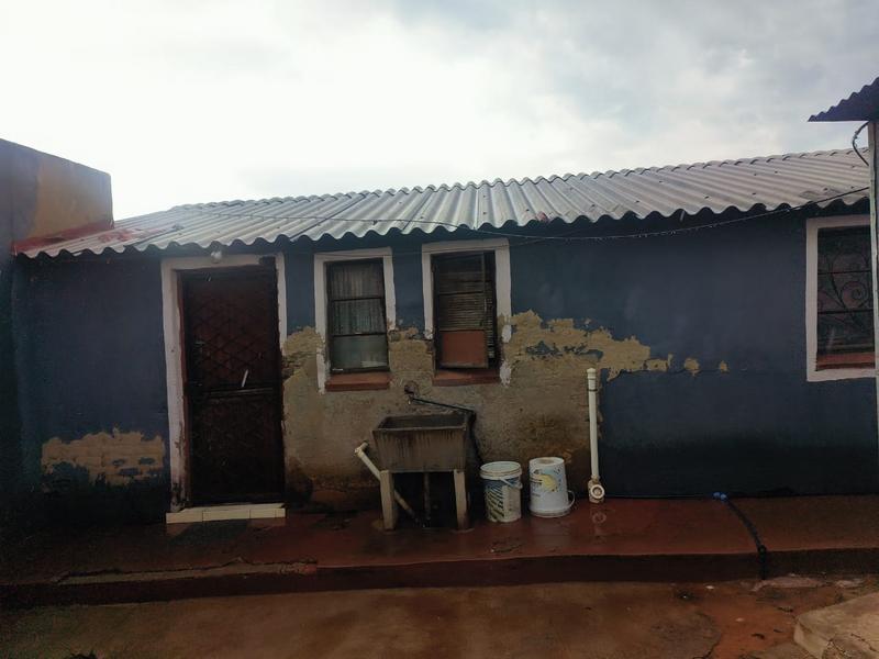 2 Bedroom Property for Sale in Meadowlands Gauteng