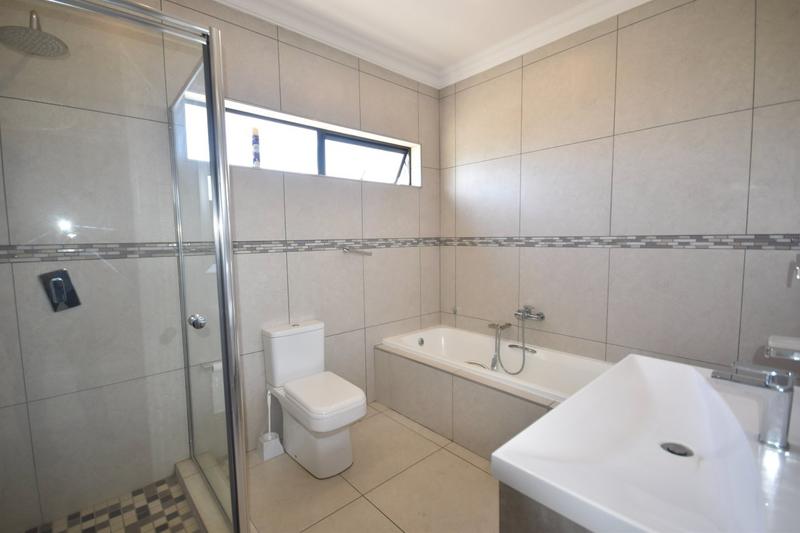 4 Bedroom Property for Sale in Midstream Estate Gauteng