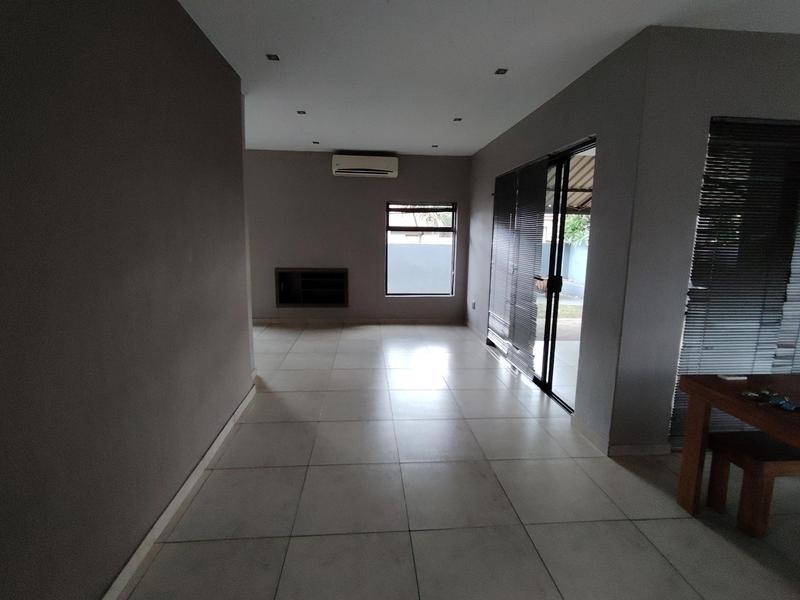 4 Bedroom Property for Sale in Pierre Van Ryneveld Gauteng