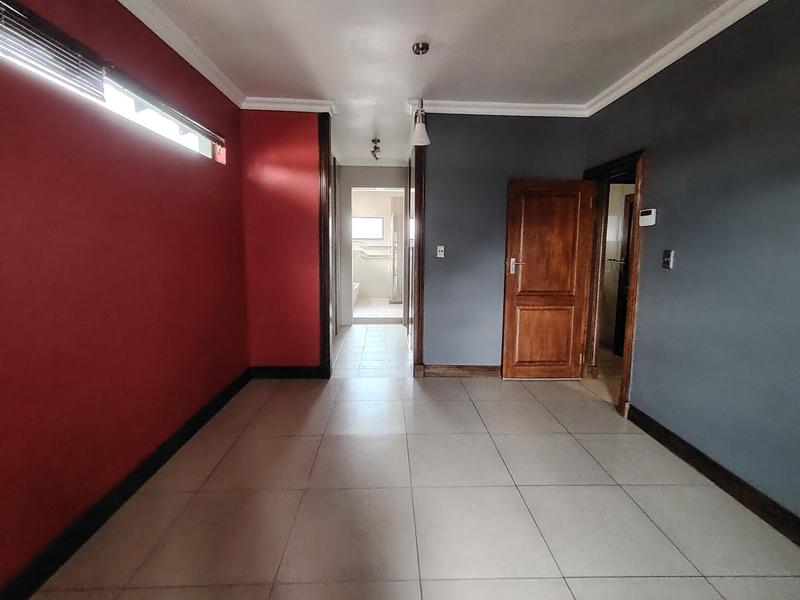 4 Bedroom Property for Sale in Pierre Van Ryneveld Gauteng