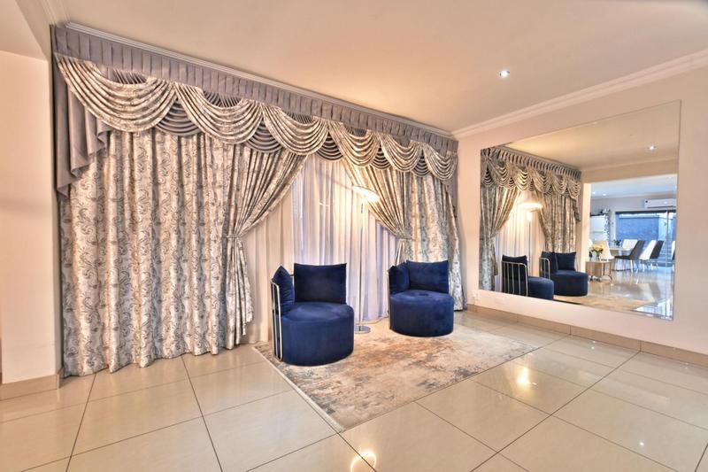 9 Bedroom Property for Sale in Glenvista Gauteng