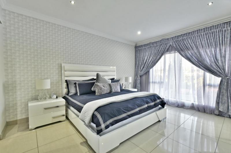 9 Bedroom Property for Sale in Glenvista Gauteng