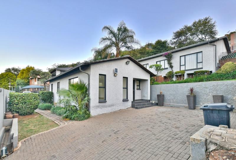 9 Bedroom Property for Sale in Glenvista Gauteng