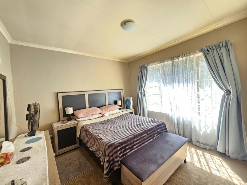 To Let 2 Bedroom Property for Rent in Allens Nek Gauteng