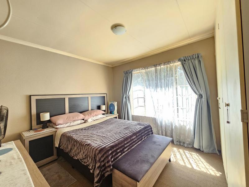 To Let 2 Bedroom Property for Rent in Allens Nek Gauteng