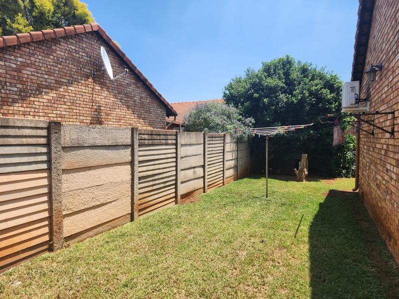 2 Bedroom Property for Sale in Doornpoort Gauteng