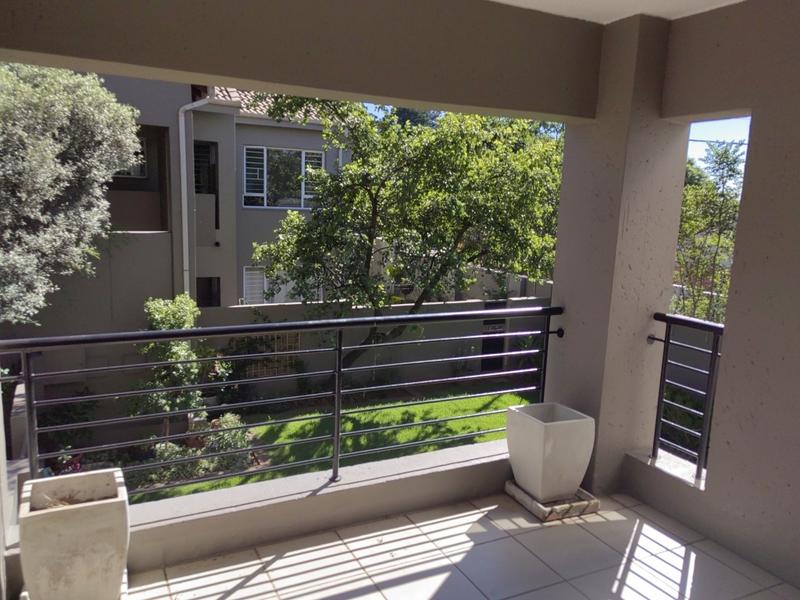 To Let 2 Bedroom Property for Rent in Bryanston Gauteng