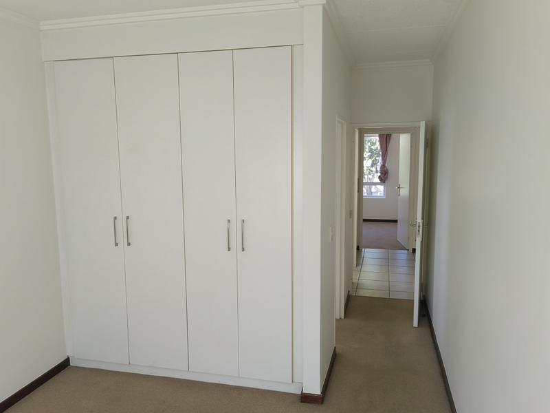 To Let 2 Bedroom Property for Rent in Bryanston Gauteng