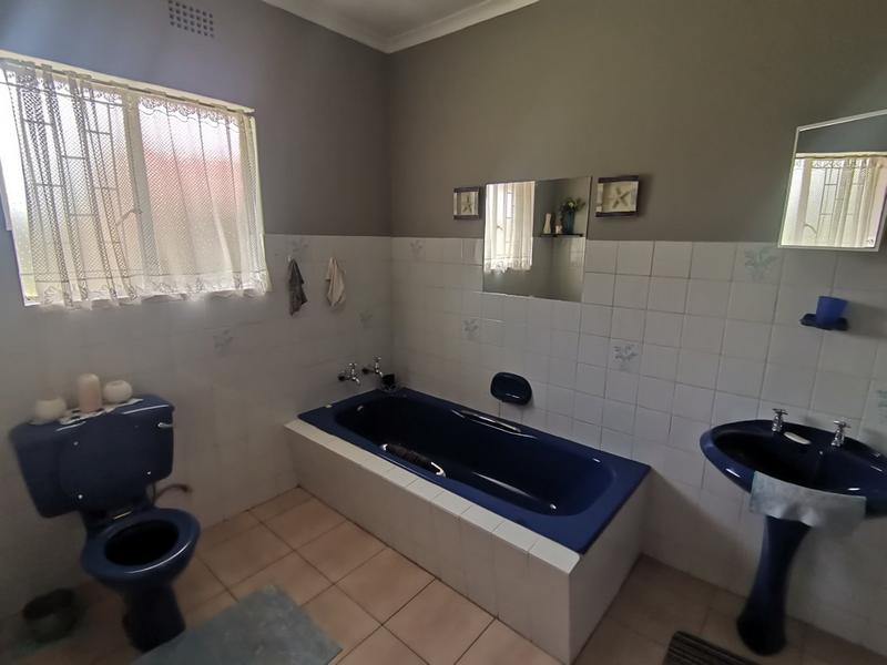 4 Bedroom Property for Sale in Vanderbijlpark SE 3 Gauteng