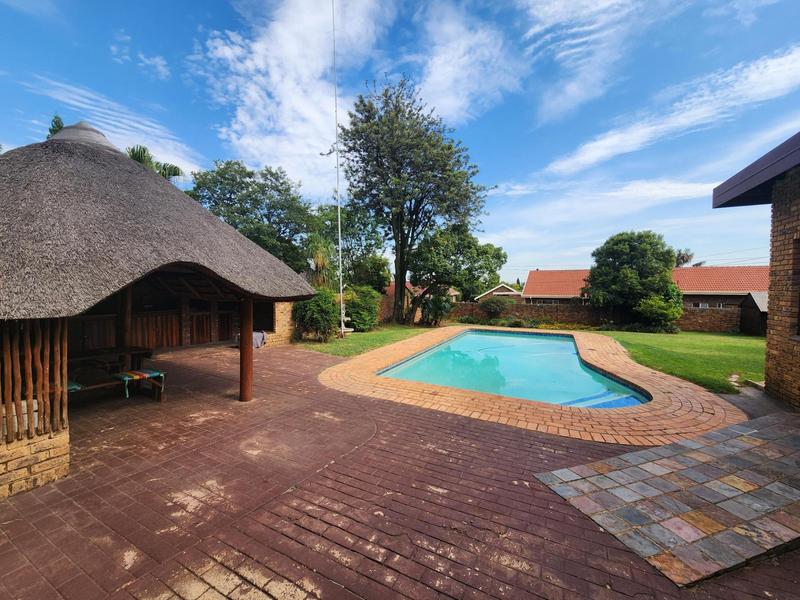 4 Bedroom Property for Sale in Newlands Gauteng