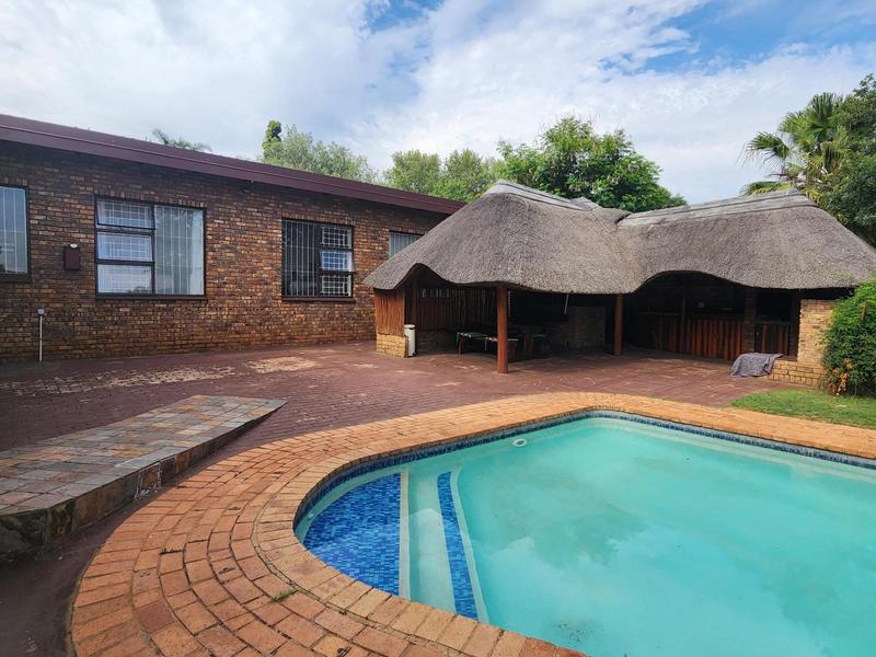 4 Bedroom Property for Sale in Newlands Gauteng