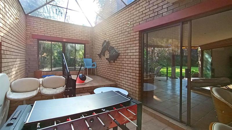 4 Bedroom Property for Sale in Eldoraigne Gauteng