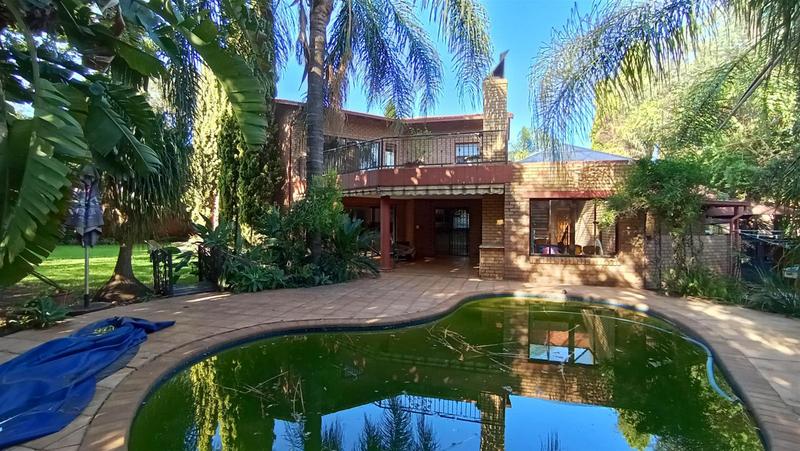 4 Bedroom Property for Sale in Eldoraigne Gauteng