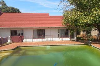 5 Bedroom Property for Sale in Erasmia Gauteng