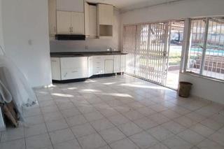 9 Bedroom Property for Sale in Erasmia Gauteng