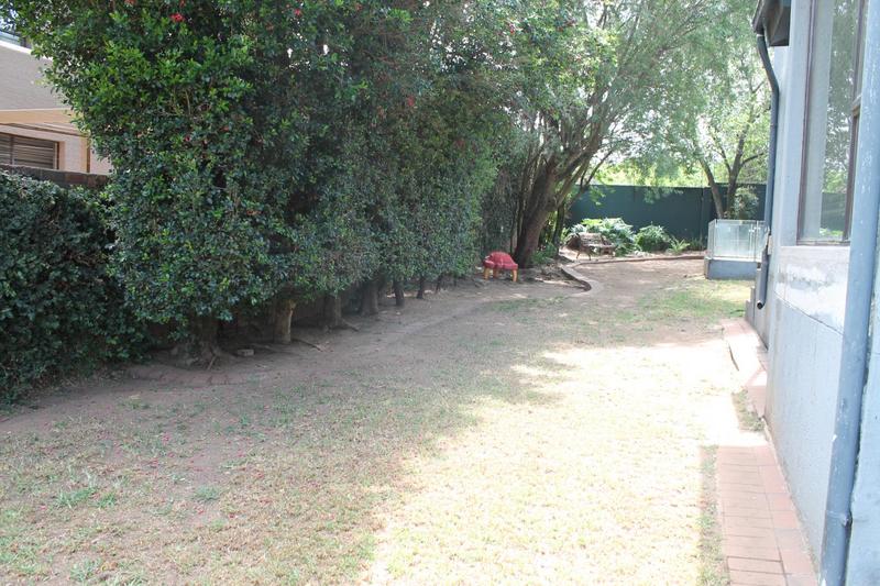 4 Bedroom Property for Sale in Dowerglen Gauteng