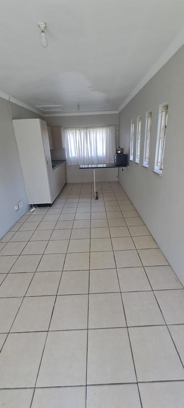 To Let 1 Bedroom Property for Rent in Sunward Park Gauteng