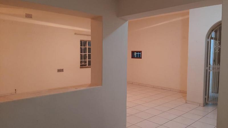 To Let 4 Bedroom Property for Rent in Kensington Gauteng