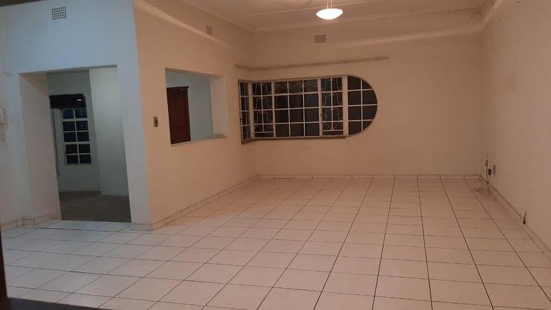 To Let 4 Bedroom Property for Rent in Kensington Gauteng