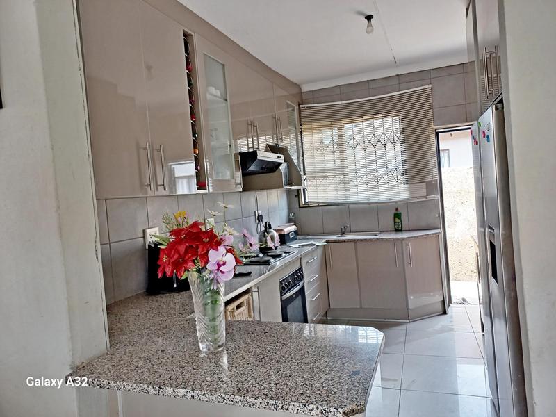 4 Bedroom Property for Sale in Birch Acres Gauteng