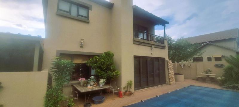 4 Bedroom Property for Sale in Amberfield Gauteng