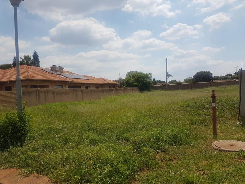 0 Bedroom Property for Sale in Heuwelsig Estate Gauteng