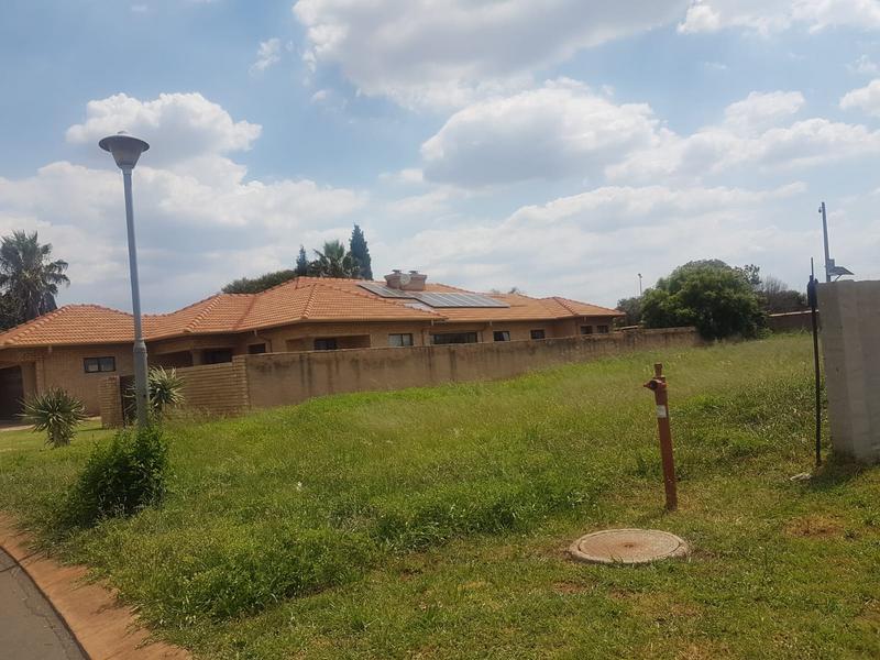 0 Bedroom Property for Sale in Heuwelsig Estate Gauteng