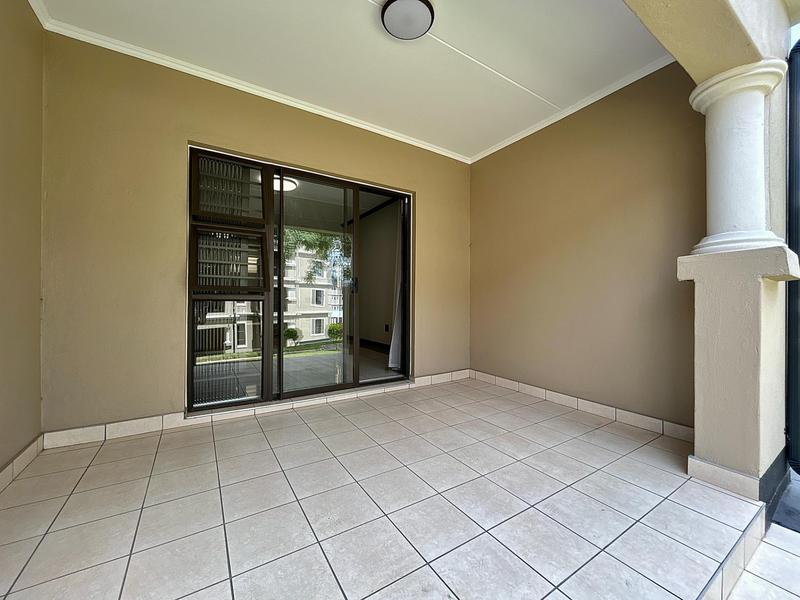 To Let 2 Bedroom Property for Rent in Blue Hills Gauteng