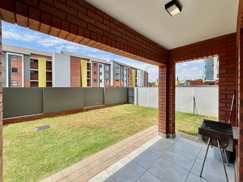 To Let 2 Bedroom Property for Rent in Amberfield Gauteng