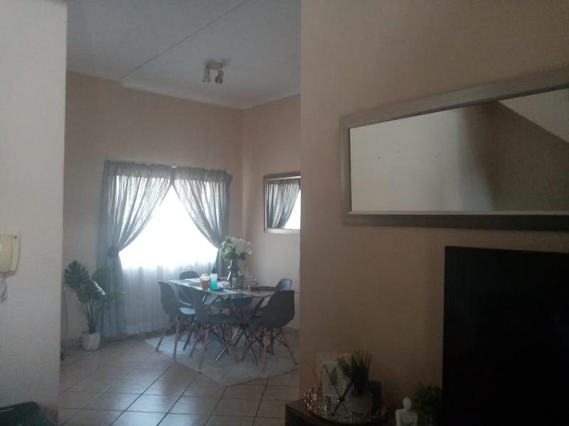 3 Bedroom Property for Sale in Halfway Gardens Gauteng