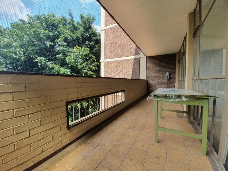 To Let 2 Bedroom Property for Rent in Sandton Central Gauteng