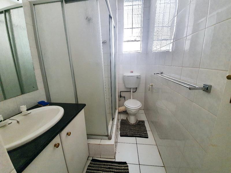 To Let 2 Bedroom Property for Rent in Sandton Central Gauteng