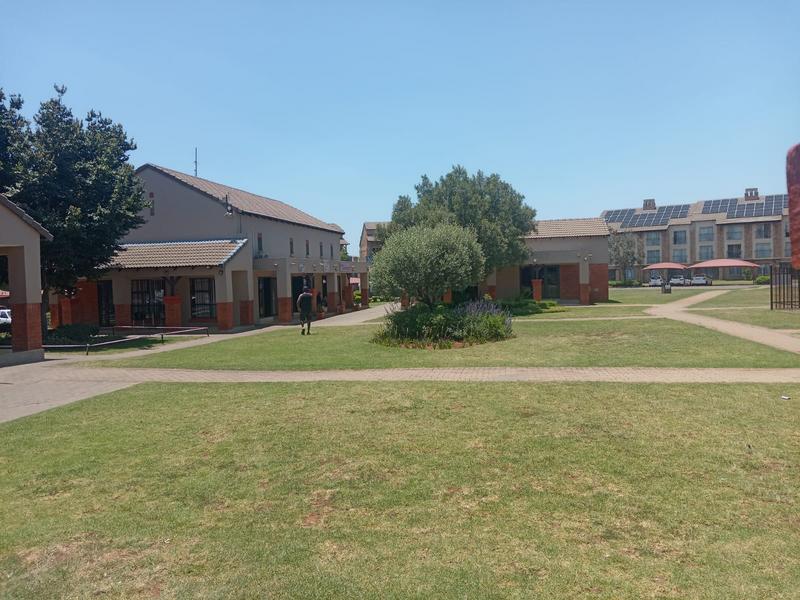 2 Bedroom Property for Sale in Theresa Park Gauteng