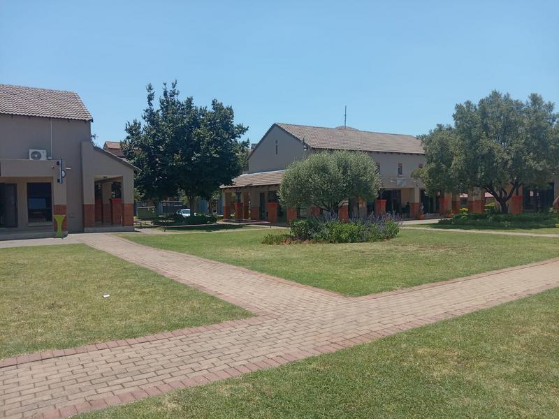 2 Bedroom Property for Sale in Theresa Park Gauteng