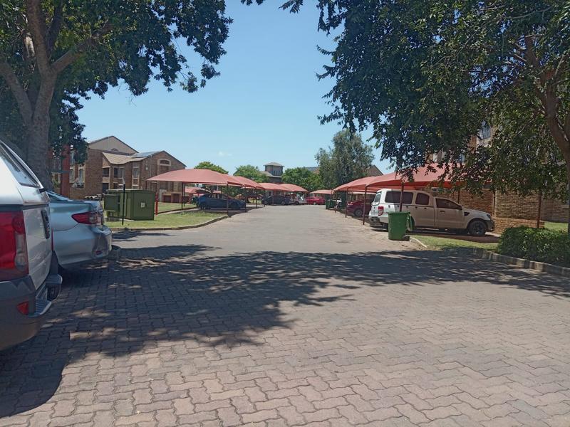 2 Bedroom Property for Sale in Theresa Park Gauteng