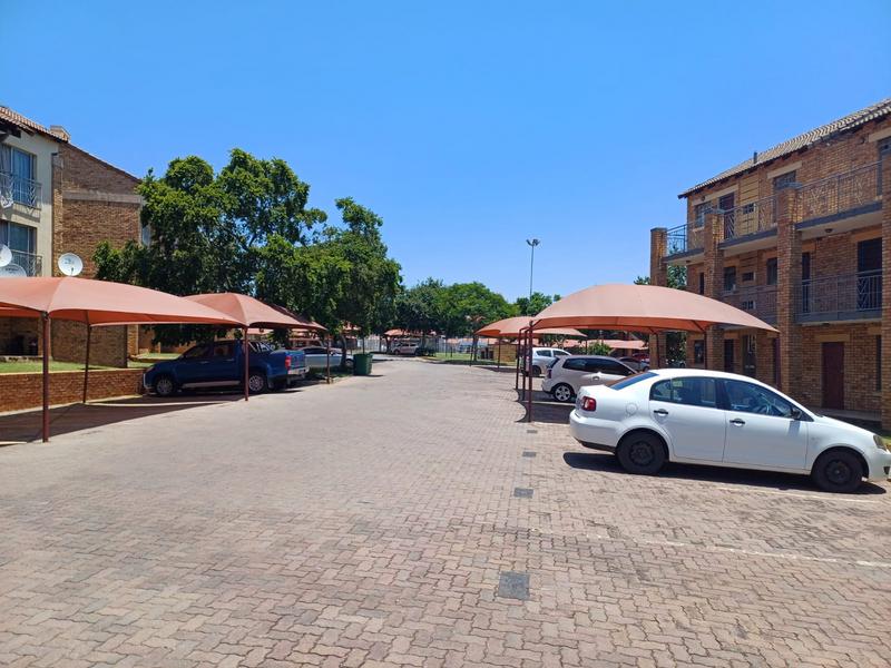 2 Bedroom Property for Sale in Theresa Park Gauteng