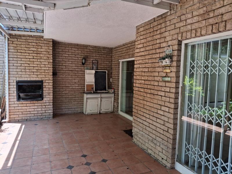 To Let 3 Bedroom Property for Rent in Morningside Gauteng